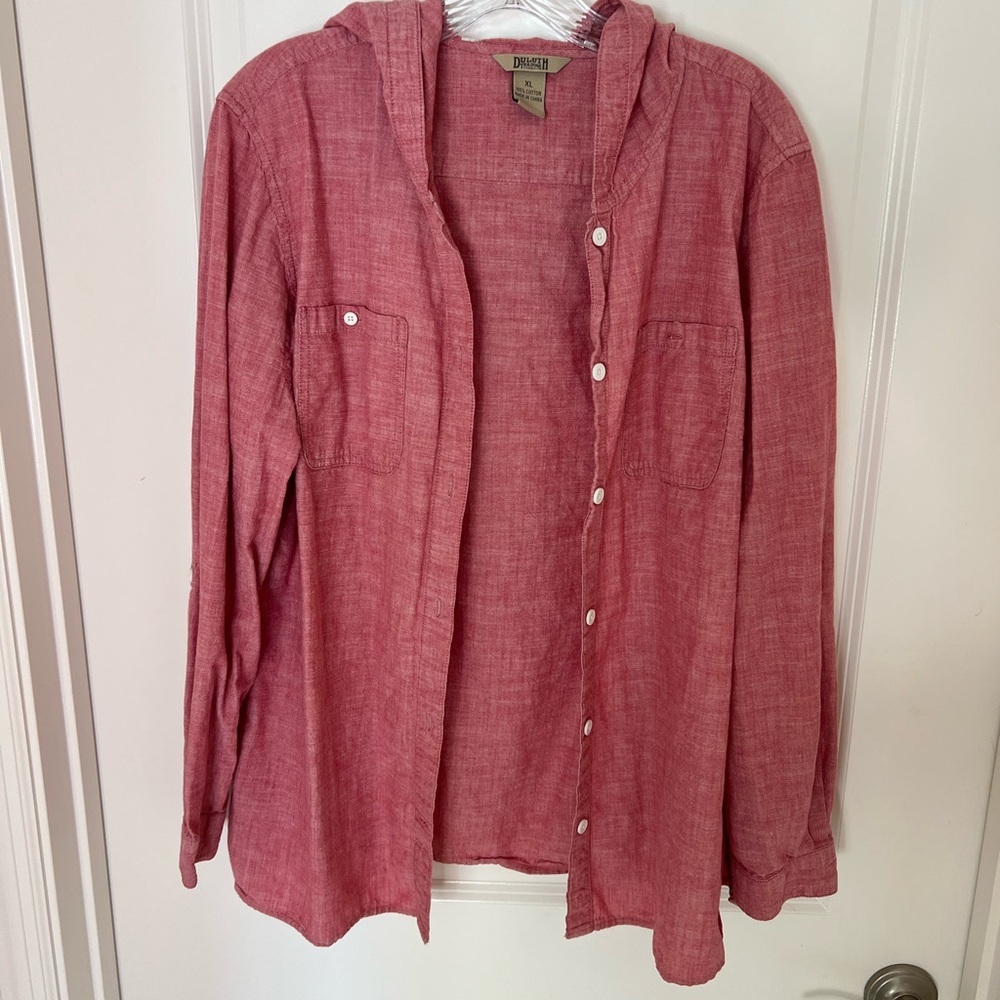 Duluth Trading top cotton Sz xl. Hoodies button down.  Casual farm tailored